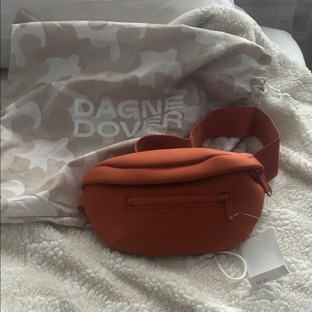 Dagne Dover Vibrant Orange Crossbody Bag